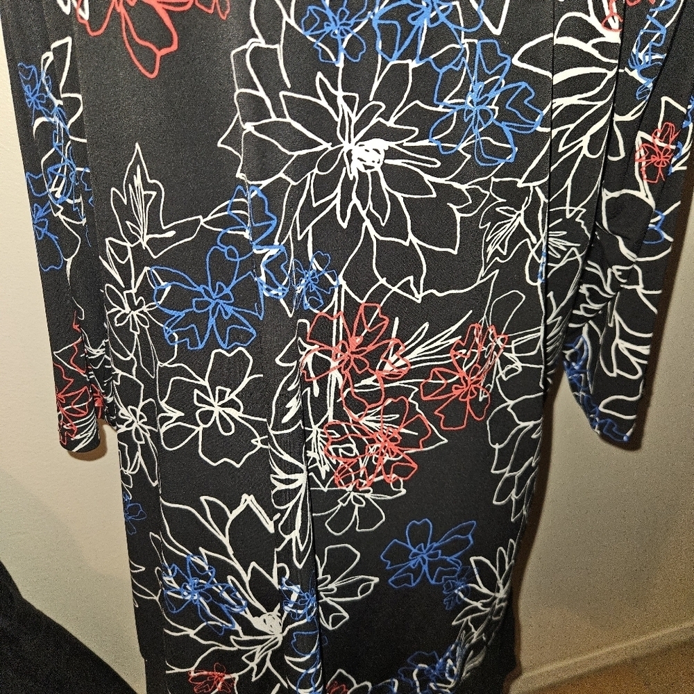 Vince Camuto Womans 3/4 Sleeve Floral Print Blouse Size 1x - Picture 7 of 10